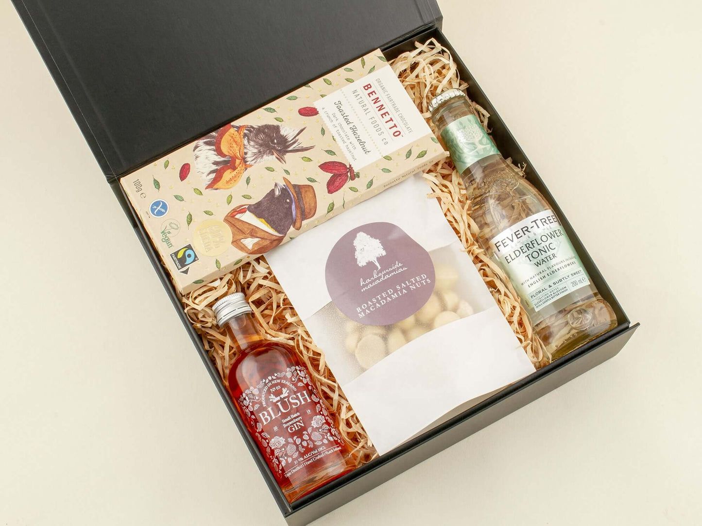Gin, Tonic and snacks gift hamper - Oh Goodie