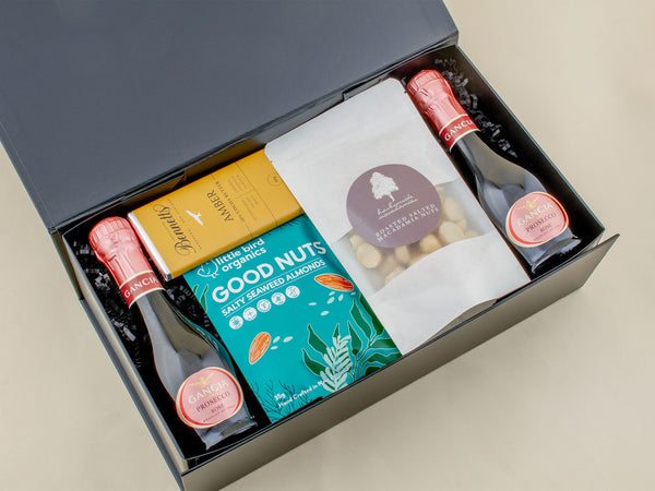 Prosecco Gift Box. Sending Gift Boxes NZ Wide. Birthday Gifts NZ. Corporate Gift Boxes NZ.  Christmas Gift Boxes NZ.