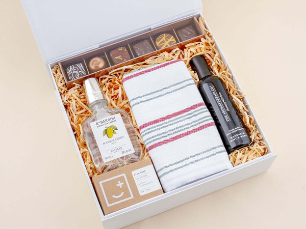New Home Gift Box.  Luxury Gift Boxes NZ.  Sending Home Home Gift Boxes NZ Wide.