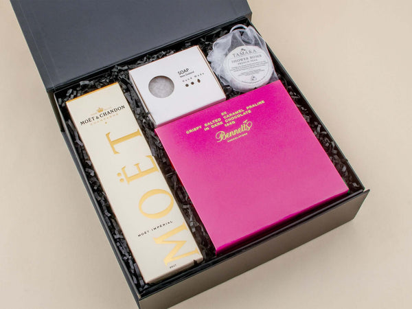 Moet and Chocolate Gift Box.  Gift Boxes for Her.  Sending Luxury Gift Boxes NZ Wide.