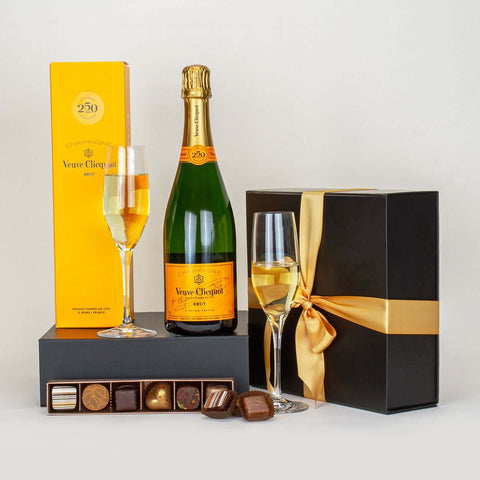 Corporate Gift Box,  Bespoke Gift and Customised Gifts