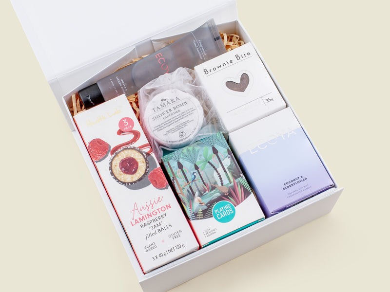 Indulgence pamper gift box - Oh Goodie 