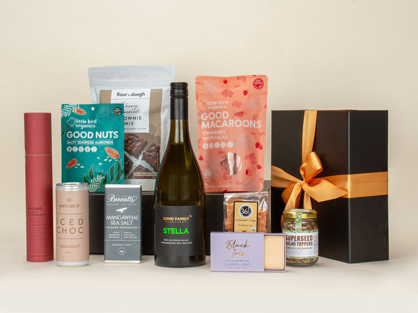 Luxury Gift Boxes NZ.  Food and Wine Gift Boxes NZ.  Sending Gift Boxes NZ Wide.